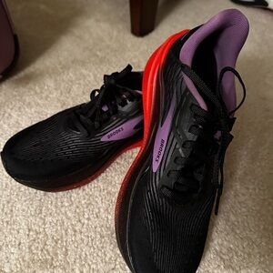 Brooks Hyperion Max Women's Black and Purple Athletic Shoes